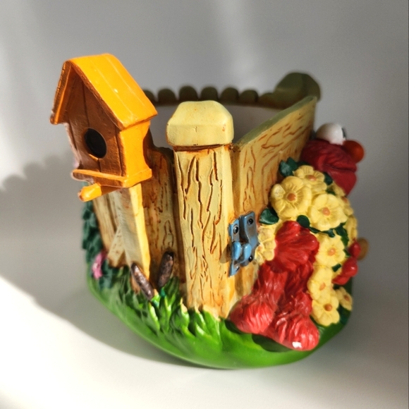 Sesame Street Elmo Flower Pot-Pencil/Marker Holder (medium size) - Picture 2 of 7